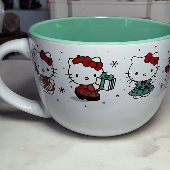 NEW Hello Kitty Christmas Mug 24oz - Picture 2 of 7